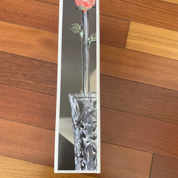 Pfaltzgraff LED Glass Rose With Vase - Picture 4 of 5